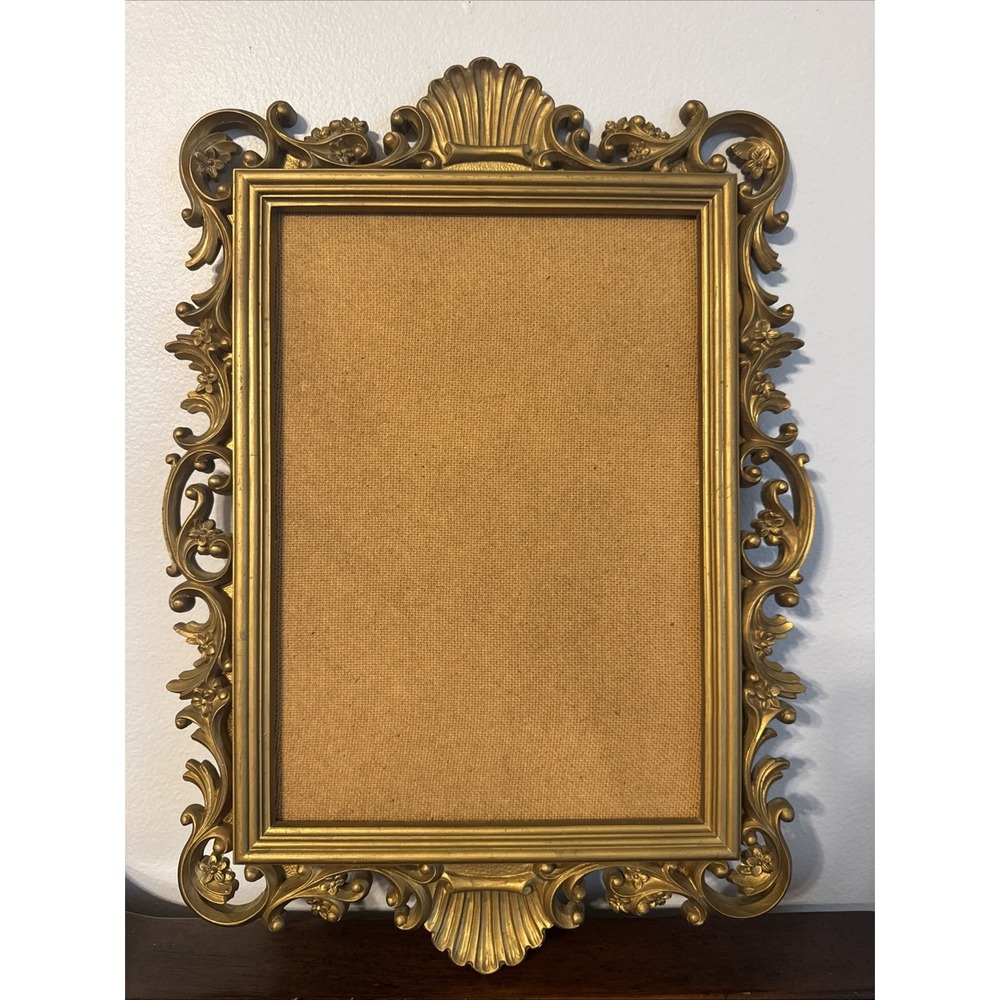 Vintage Homco Ornate Decorative Wall Mount, Shell Design, Plastic Scrolls Frame